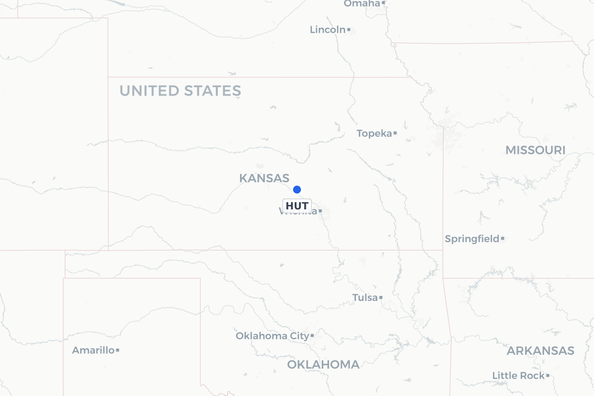 Map showing the location of Hutchinson Municipal Airport